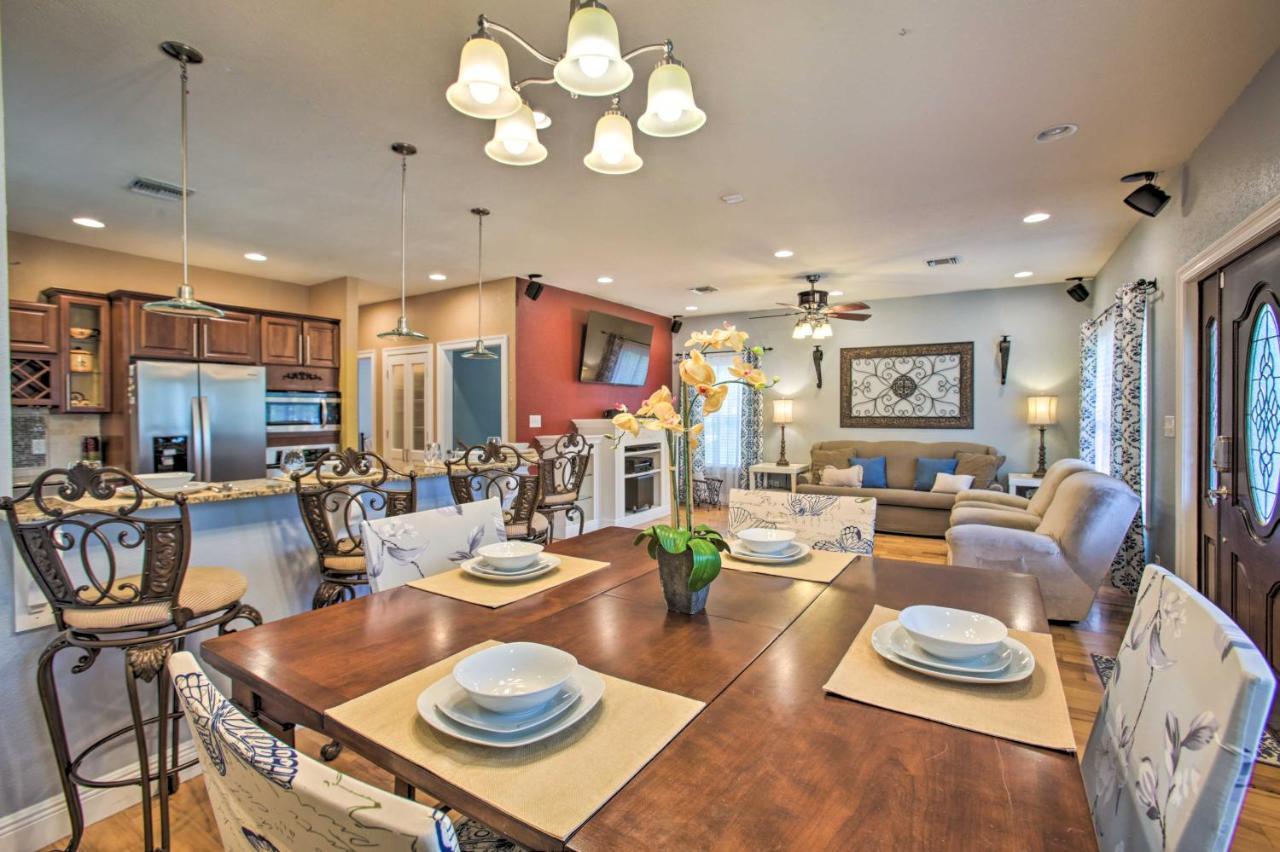 Waveland Family House, 4-Minute Drive To The Beach Экстерьер фото